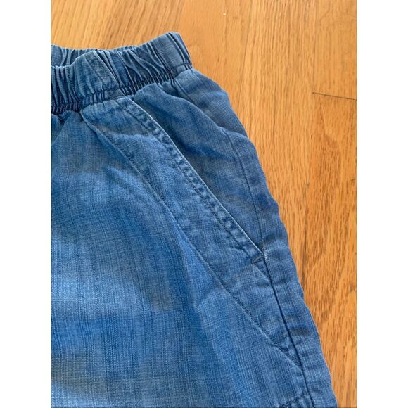 Caslon Denim Chambray Pull-on Shorts - Picture 6 of 8